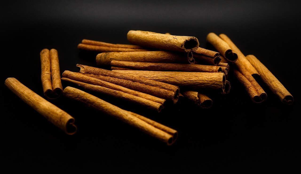 Canela partida