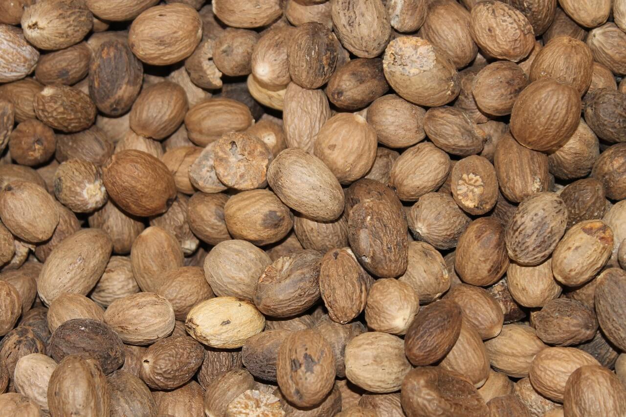 Nuez moscada pepa